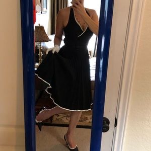 Rampage black & white pleated halter dress size 7